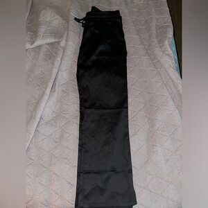 IRG Edge straight leg scrub pants. Small Petite. Black. NWT.